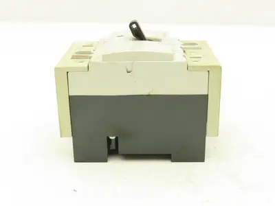 Mitsubishi NF30-FAU 3-Pole No Fuse Circuit Breaker 5A 200-230V 3Ph Lot of 11