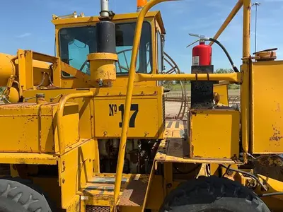 USED TRACKMOBILE 1000