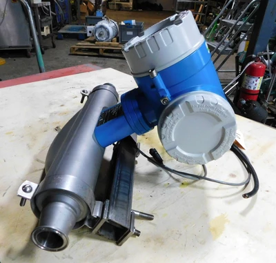 USED ENDRESS HAUSER PROMASS 83