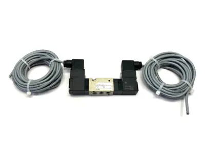 Used SMC Double Solenoid Valve 5-Port 24VDC Solenoid Valves Michigan US | Maverick Industrial Sales #1395081