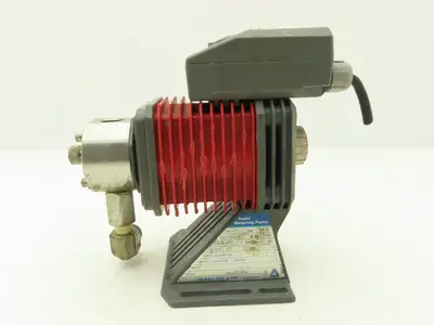 Iwaki EH-C20SH-200R9 Metering Pump Dosing Chemical 120ml/Min Pres .69MPa 200V