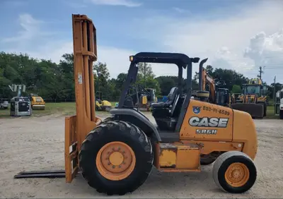 USED 2014 CASE 586H