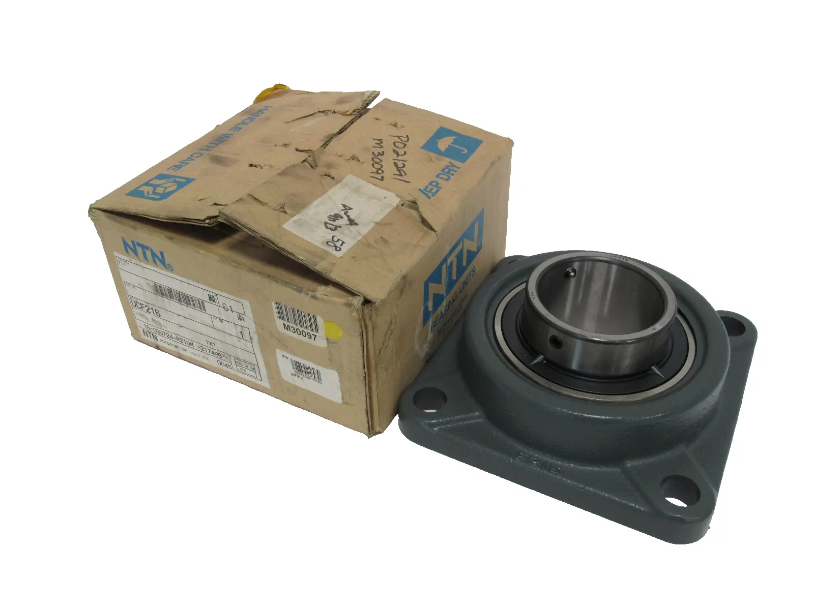 NEW NTN UCF216 FLANGE BEARING
