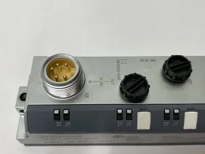 USED SIEMENS SIMATIC DP ET200ECO PN, POWER DISTRIBUTOR DC24V