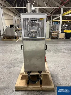 Used Riva Riva Piccola DC Bilayer Tablet Press Tablet Presses Ohio US | Federal Equipment Company #1080199