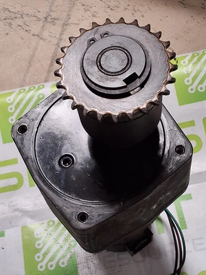 LEESON CM34D25NZ215A DC GEAR MOTOR