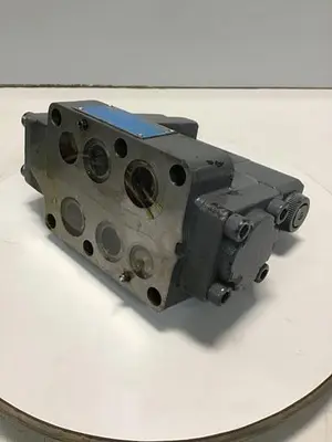USED VICKERS DG4V-3-6C-M-U-HL7-60-B13