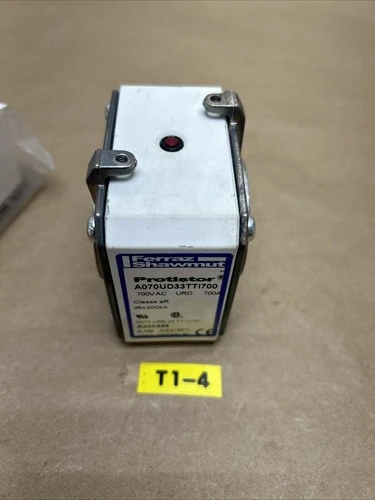 Used Ferraz Shawmut A070UrD33TTI0700 Fuses Indiana US | J&J Industrial Supply #532717