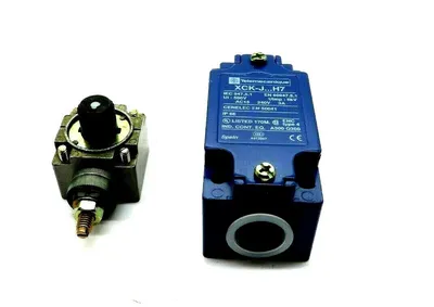 NEW TELEMECANIQUE XCKJ10511 LIMIT SWITCH WITH BODY CONTACT
