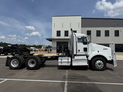 Used 2021 KENWORTH T800 SERIES Conventional trucks Minnesota US | Carco Truck & Equipment #1514165