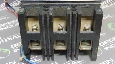 Westinghouse 204P042H01B Circuit Breaker with 4979D06G03 Trip Unit Used