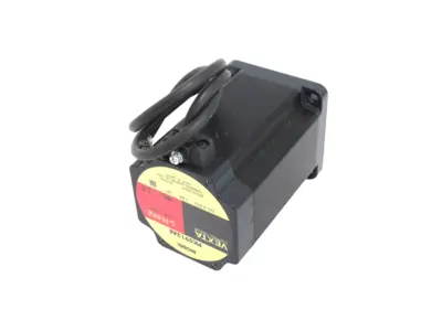 NEW ORIENTAL MOTOR PK5913AE STEPPING MOTOR