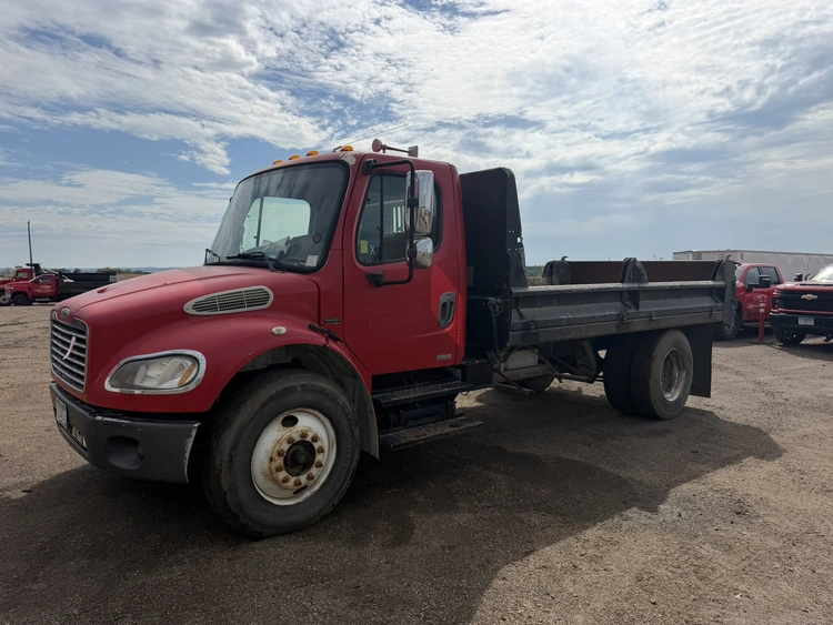 Used 2008 FREIGHTLINER BUSINESS CLASS M2 Tractors & Trailers Minnesota US | Miedema Asset Management Group #1443936