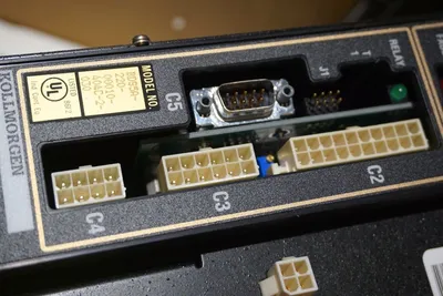 NEW KOLLMORGEN BDS5A-220-00010 SERVO DRIVE BDS5A22000010
