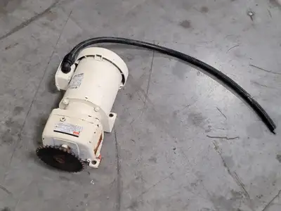 USED DAYTON 2Z932A