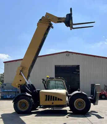 Used 2010 CAT TL1255 Telehandlers New York US | United Lift #1446540