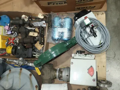 4 PALLETS OF ASSORTED VALVES
