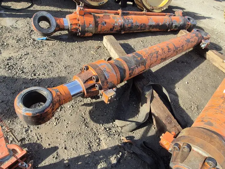 Used HITACHI 4456955 Excavators British Columbia CA | Lenmark #836582