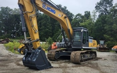 USED 2017 XCMG XE360U