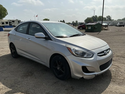USED 2017 HYUNDAI ACCENT SE
