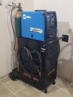 Miller Millermatic 180 Amp Auto Set Mig Welder
