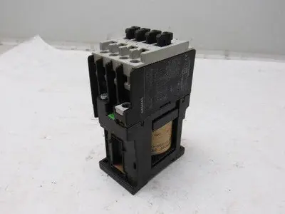 Siemens 3TF30 10E 3TF3010-0B Contactor 24VDC Coil 4 Pole