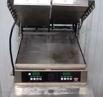 142-1219 Wells FT18 Commercial Dual Top Plate Panini Press w Smooth Plates