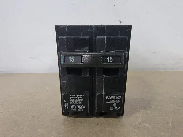 Used SIEMENS Q215 Switchgears British Columbia CA | Lenmark #238727