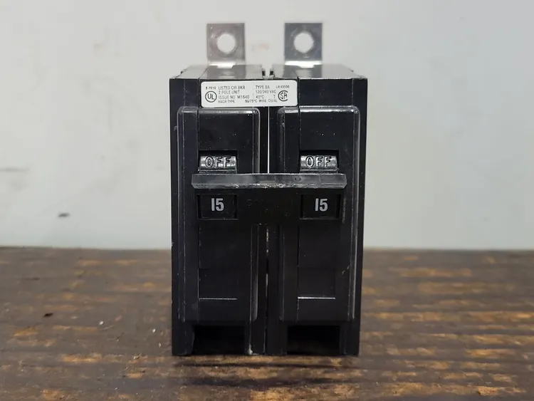 Used CUTLER-HAMMER BA215 Switchgears British Columbia CA | Lenmark #367208
