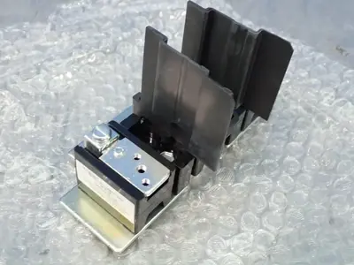 New | in-Stock ALLEN BRADLEY 1494VFS30 Fuses | HGR 24 #741978