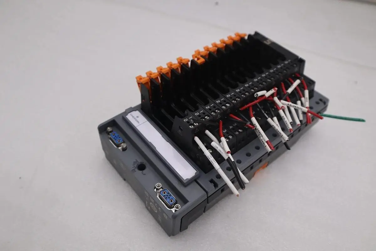 Emerson DeltaV KL4201X1-BA1 CHARM BASEPLATE USED UNIT STOCK 2911A