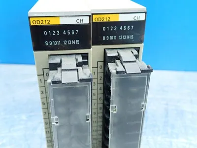 USED OMRON C200HOD212