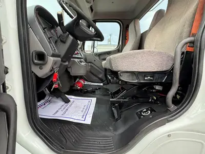 Used 2019 FREIGHTLINER M2 Carhaulers Florida US | Truck and Van Outlet #1509219