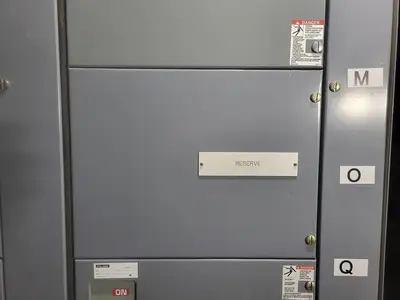 MCC Unit 100/200 Amp Disconnect Switch