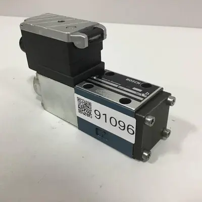 USED BOSCH 0 811 403 108 SERVO
