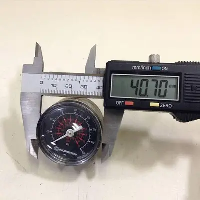 USED NORGREN GAUGE809
