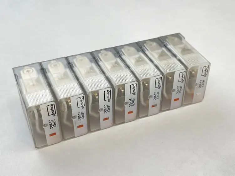 Used Dayton General Purpose Plug In Relay 15A 24VDC LOT OF 7 Relays & Switches Michigan US | Maverick Industrial Sales #1395414