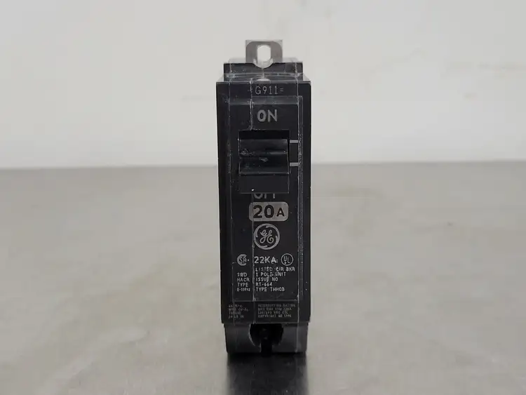 Used GENERAL ELECTRIC THHQB120 Switchgears British Columbia CA | Lenmark #241439