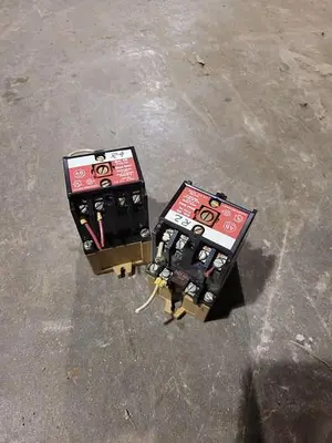 USED ALLEN-BRADLEY 700-PH200A1