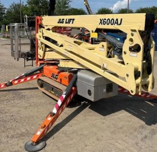Used 2017 JLG X600AJ Crawler Boom Lifts Pennsylvania US | National Lift Equipment #1382266
