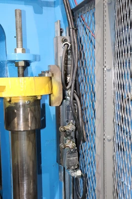Denison 35 Ton 
				 Hydraulic Multipress