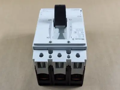 USED MOELLER N2-200