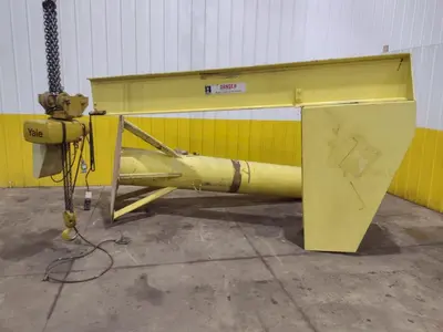 5 TON x 8' x 10' JIB ARM CRANE W/ 3 TON YALE HOIST: YOBRO #24982