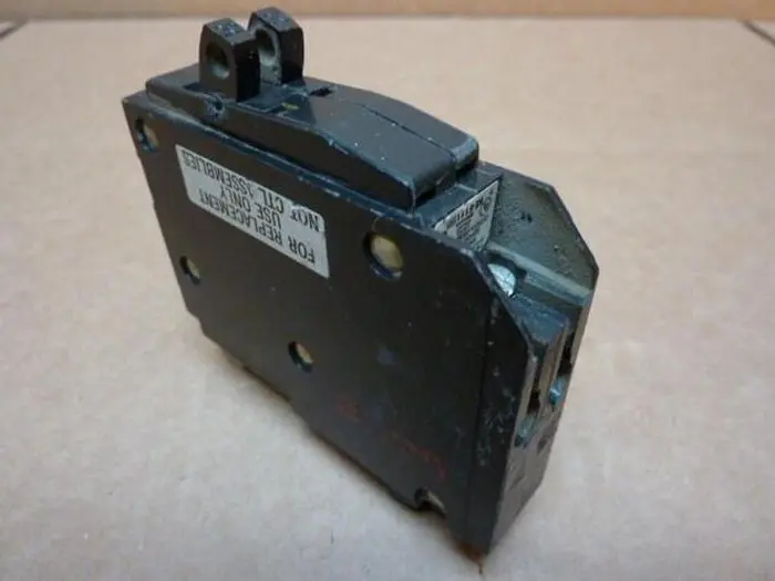 Used SQUARE D QOT120 Circuit Breakers Michigan US | Ideal Machinery #706844