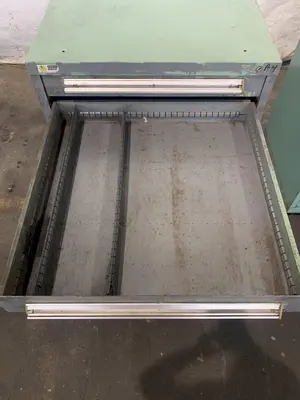 2-DRAWER STANLEY VIDMAR CABINET. STOCK #0903624