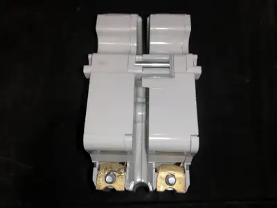 Used FEDERAL PIONEER NB215 Switchgears British Columbia CA | Lenmark #243513