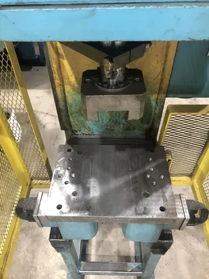 USED 1998 MULTIPRESS MULTIPRESS M4P-8 PRESS