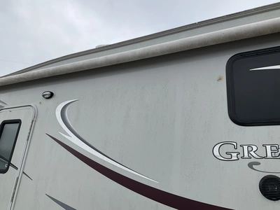 Used 2011 HEARTLAND GREYSTONE M-29RL Campers, Caravans, Motorhomes Michigan US | Miedema Asset Management Group #1384742
