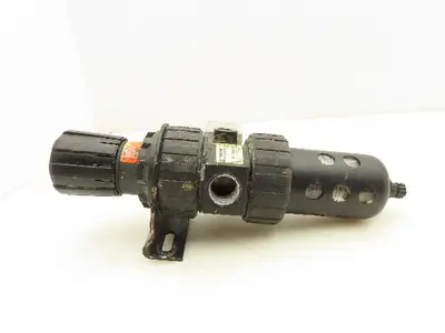 Parker 06E32A10AC Filter Regulator 1/2" NPT 150PSI