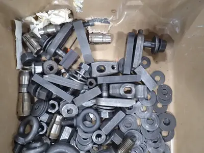 Eyebolts/hardware